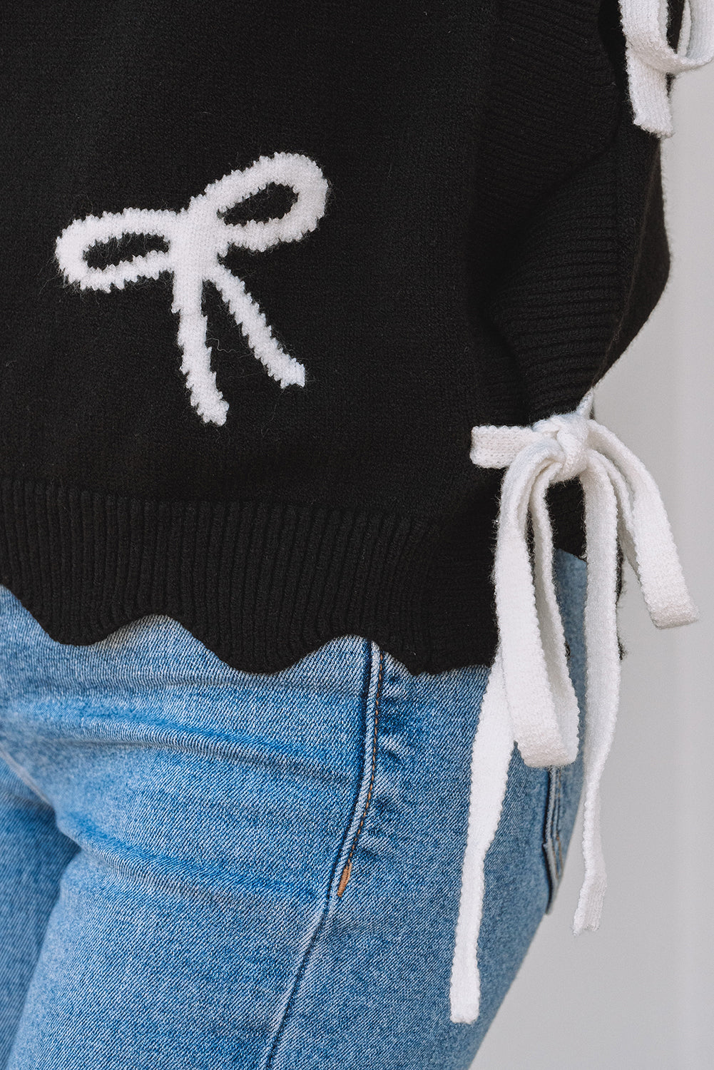 Black Bow Print Scalloped Hem Sweater T Shirt