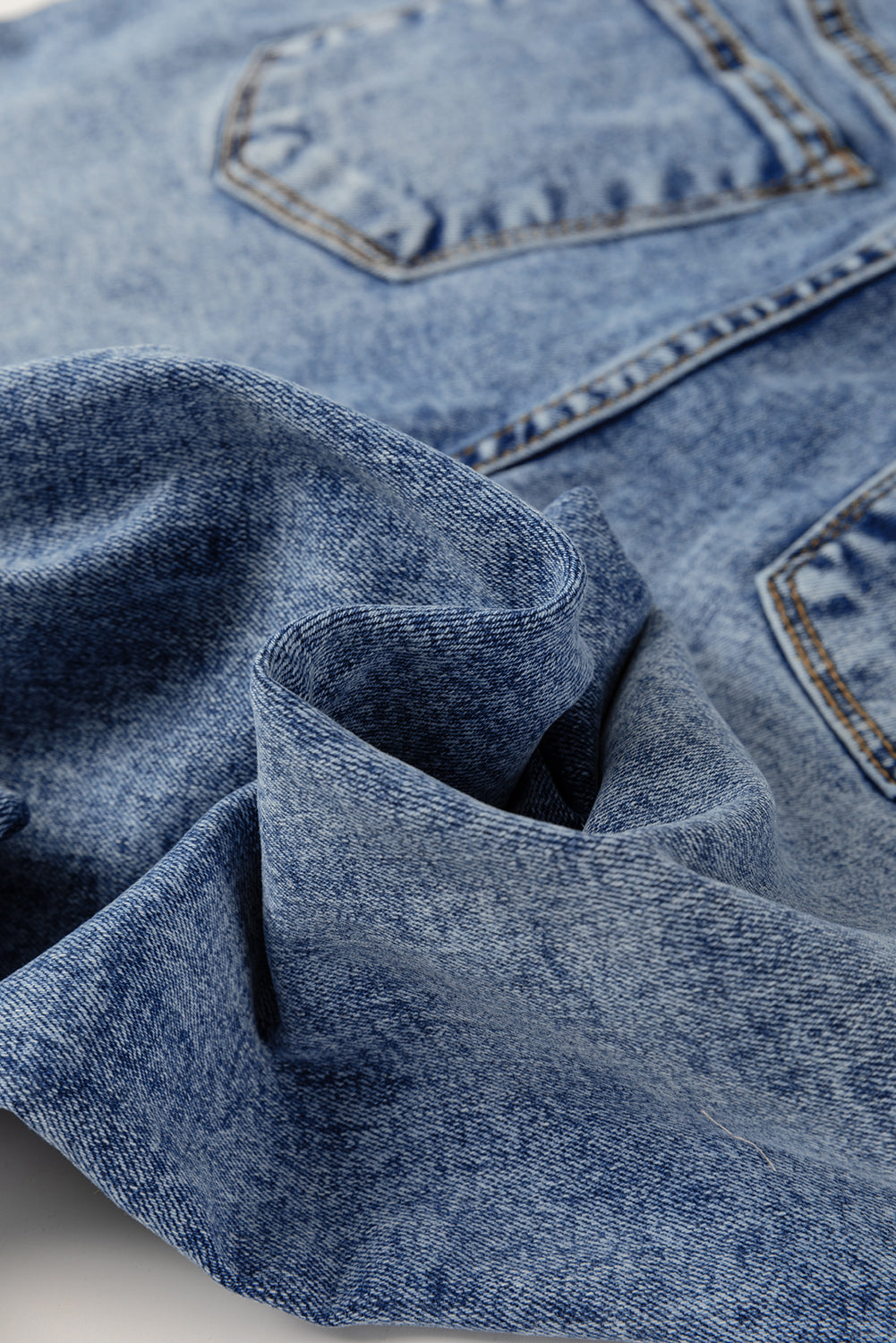 Center Seam Cuffed Straight High Waist Jeans