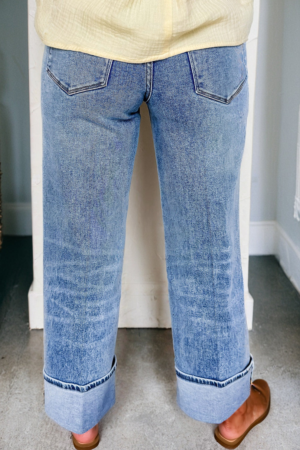Center Seam Cuffed Straight High Waist Jeans